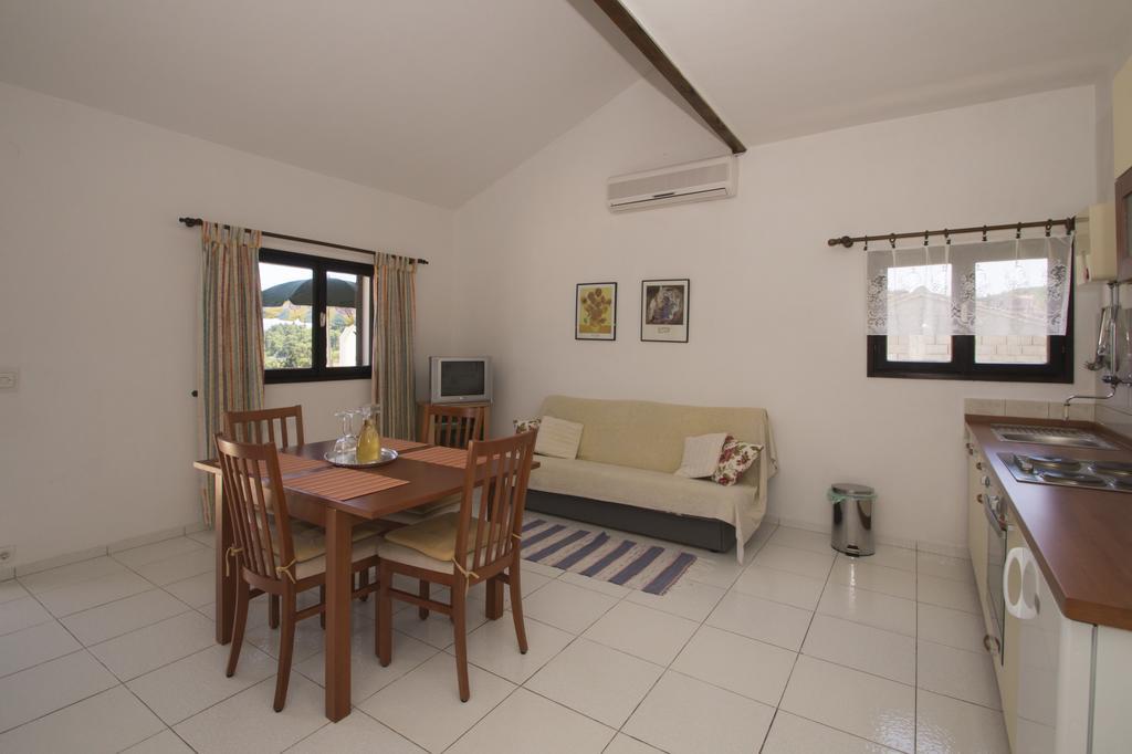 South Island Apartments Korcula Town Luaran gambar